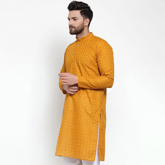 http://13.204.215.80/products/men-mustard-yellow-thread-work-cotton-kurta