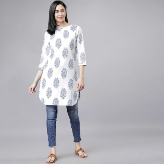 http://13.204.215.80/products/white-blue-printed-tunic