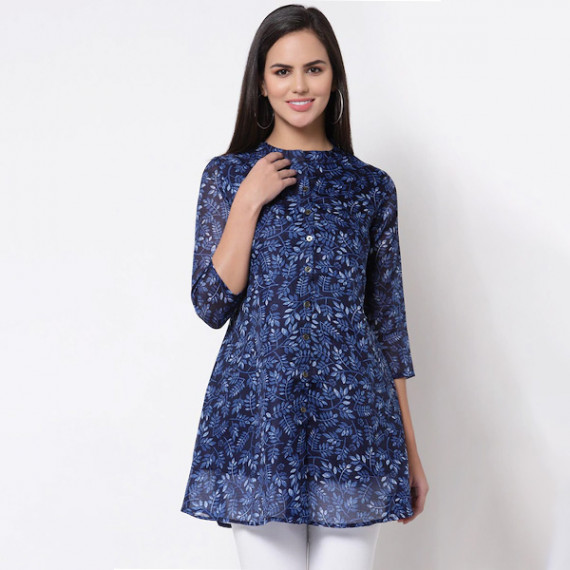 http://13.204.215.80/products/blue-printed-tunic
