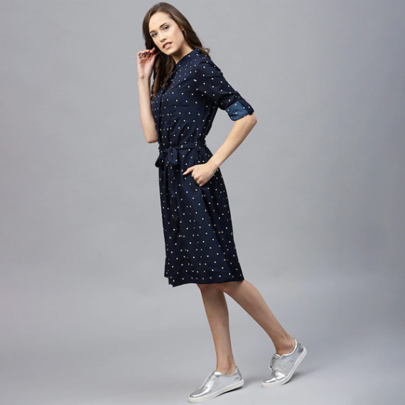 http://13.204.215.80/products/navy-blue-polka-dots-printed-shirt-dress