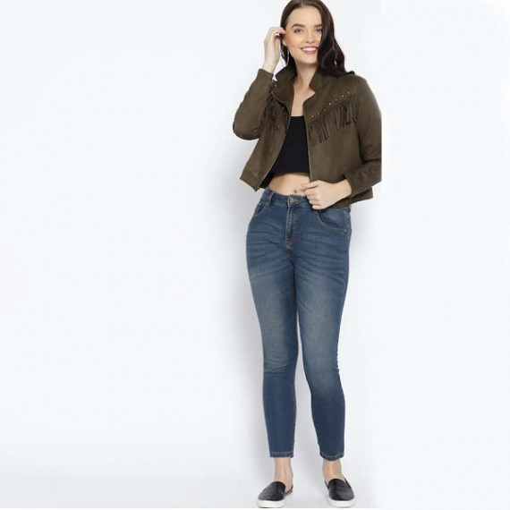 http://13.204.215.80/products/women-navy-blue-slim-fit-high-rise-clean-look-jeans