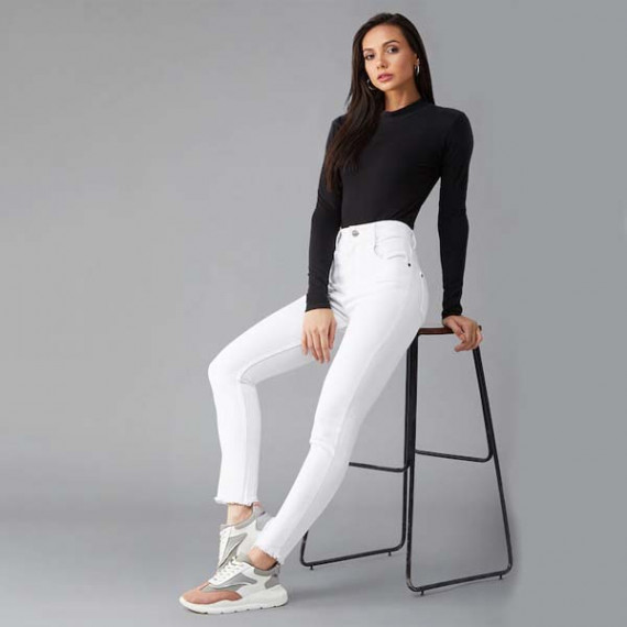http://13.204.215.80/products/women-skinny-fit-high-rise-stretchable-jeans-1