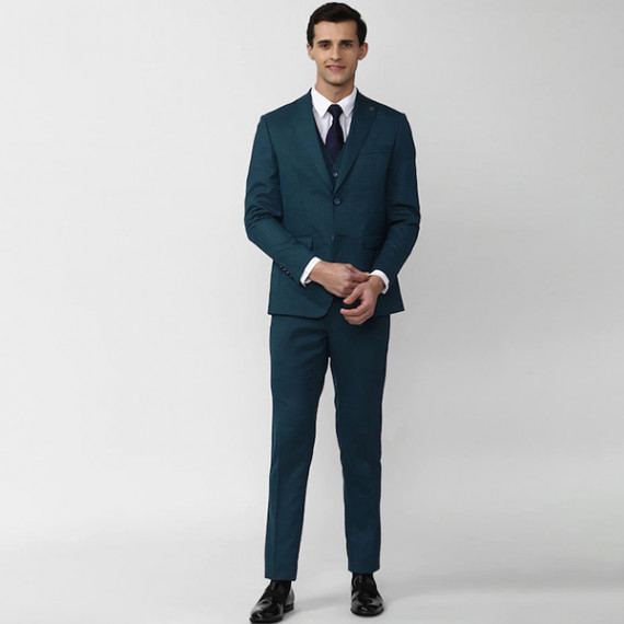 http://13.204.215.80/products/raymond-mens-regular-fit-suit
