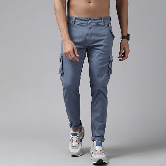 http://13.204.215.80/products/men-blue-solid-cargo-trousers