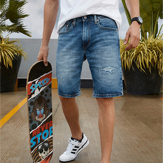 http://13.204.215.80/products/men-blue-washed-distressed-denim-shorts