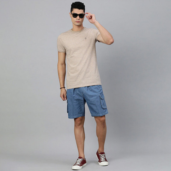 http://13.204.215.80/products/men-blue-solid-pure-cotton-cargo-shorts