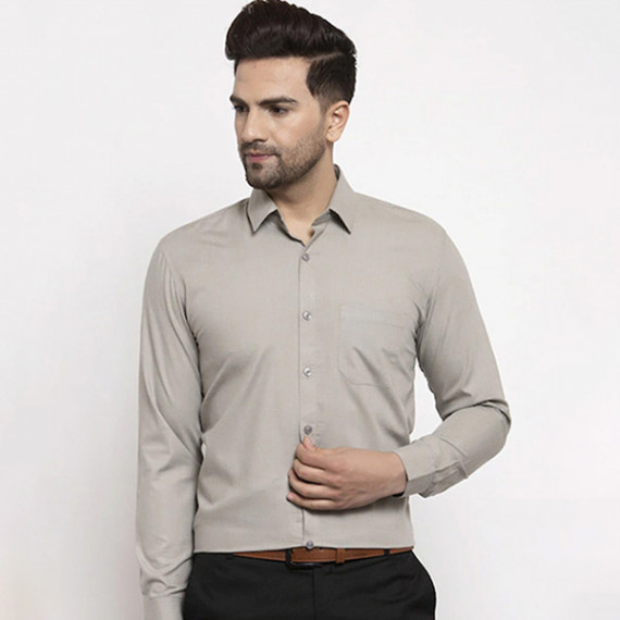 http://13.204.215.80/products/men-grey-smart-regular-fit-solid-formal-shirt