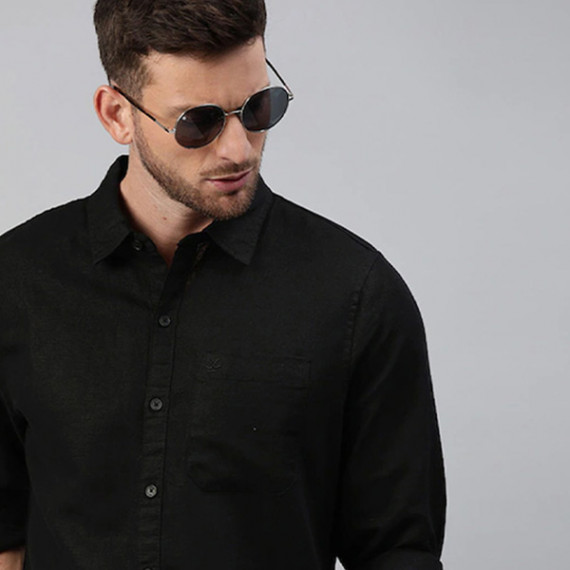 http://13.204.215.80/products/men-black-slim-fit-cotton-casual-shirt