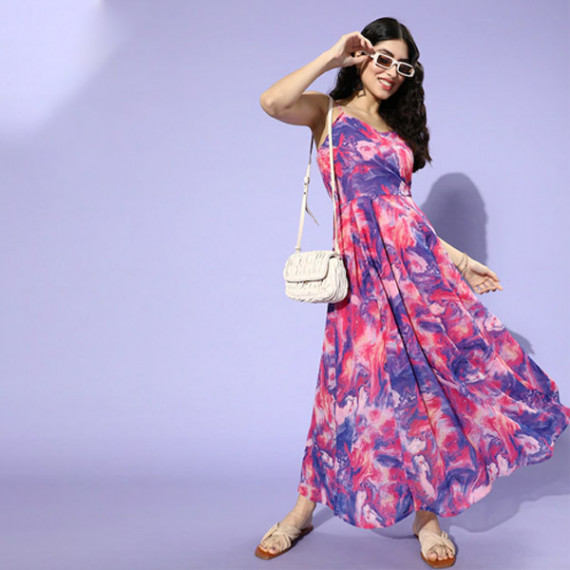 http://13.204.215.80/products/women-blue-floral-smocked-dress