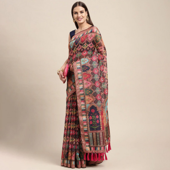 http://13.204.215.80/products/peach-coloured-multicoloured-kalamkari-sequinned-linen-blend-block-print-saree