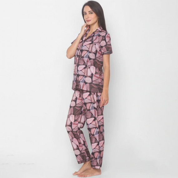 http://13.204.215.80/products/women-black-abstract-printed-nightwear